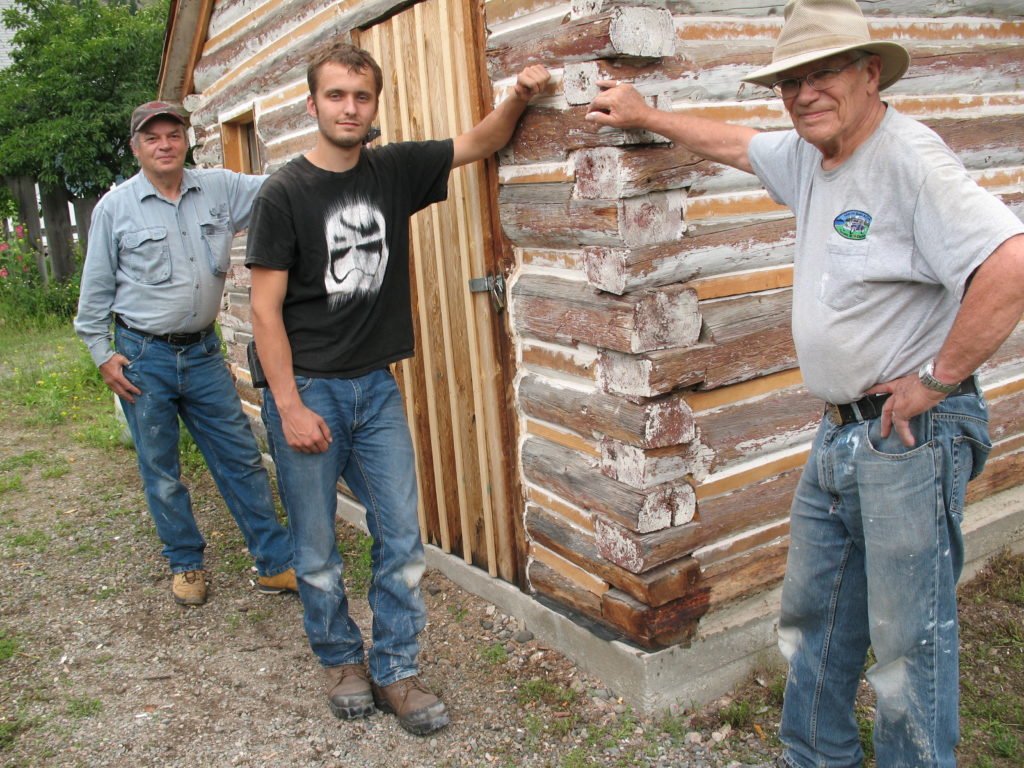 Terry Sawiuk, Josh Carter & Bill Day with the Miner's Cabin